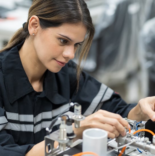 AdobeStock-Woman-manufacturing-1-1